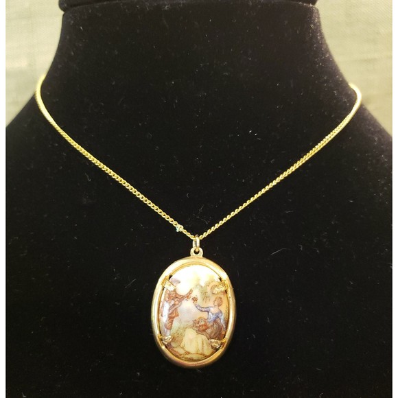 Vintage Unsigned Cabochon Limoges Cameo Portrait Pendant Necklace, Country Scene - Picture 2 of 10